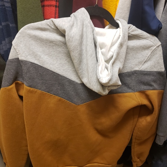 "Slim Horse" Size small hoodie - Picture 2 of 2